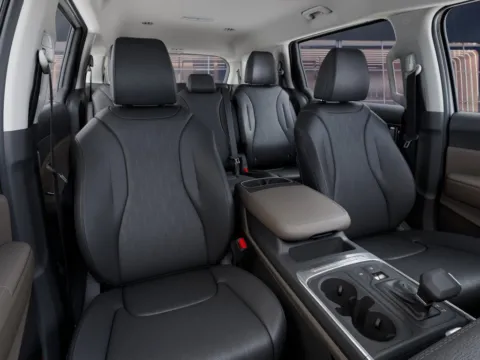 More photos of 2027 Kia Carnival LXS at Emich Kia, CO