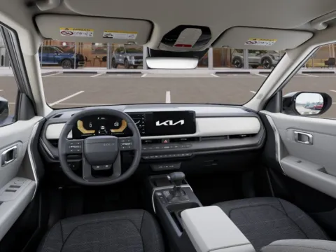 More photos of 2027 Kia Seltos S at Emich Kia, CO
