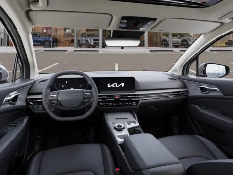 More photos of 2027 Kia Sportage Hybrid EX at Emich Kia, CO