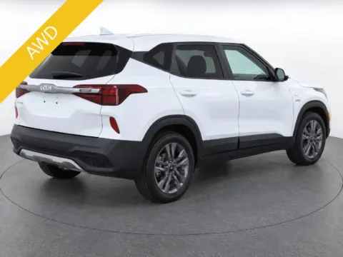 Another view of 2022 Kia Seltos LX for sale in Denver, CO at Emich Kia