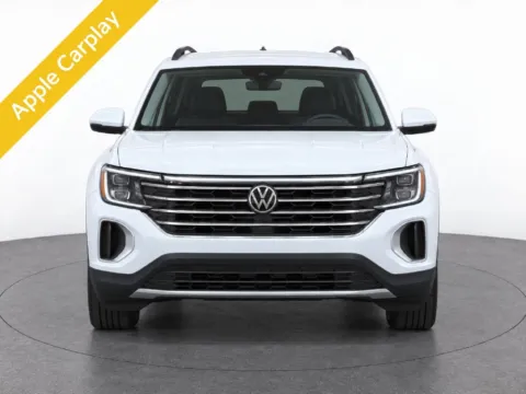 More photos of 2024 Volkswagen Atlas 2.0T SE at Emich Kia, CO