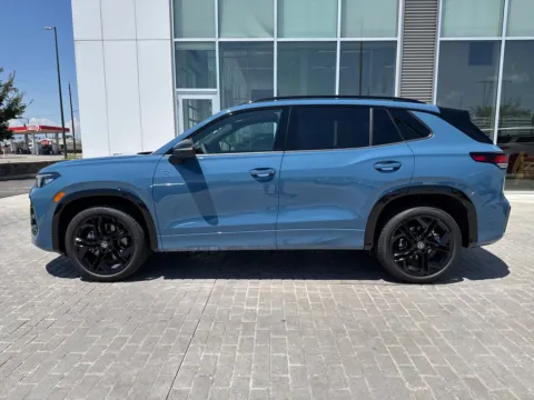 Photos of 2026 Volkswagen Tiguan 2.0T SE R-Line Black for sale in Denver, CO at Emich Volkswagen