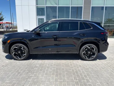 Photos of 2026 Volkswagen Tiguan 2.0T SEL R-Line Turbo for sale in Denver, CO at Emich Volkswagen