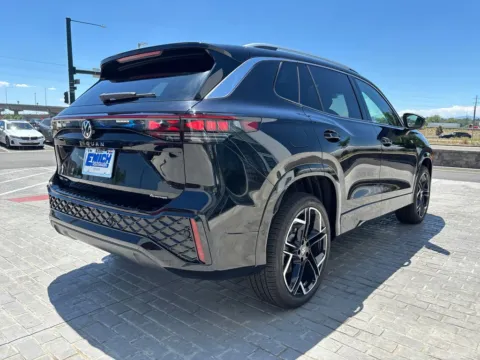 More photos of 2026 Volkswagen Tiguan 2.0T SEL R-Line Turbo at Emich Volkswagen, CO