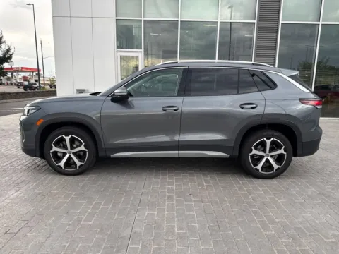 Photos of 2026 Volkswagen Tiguan 2.0T SE for sale in Denver, CO at Emich Volkswagen