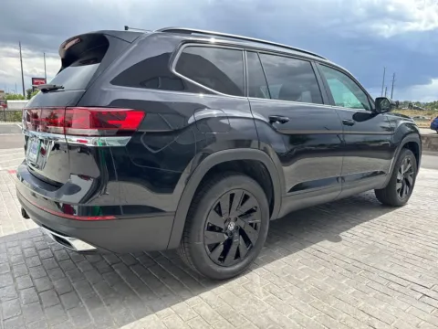 More photos of 2026 Volkswagen Atlas 2.0T SE w/Technology at Emich Volkswagen, CO