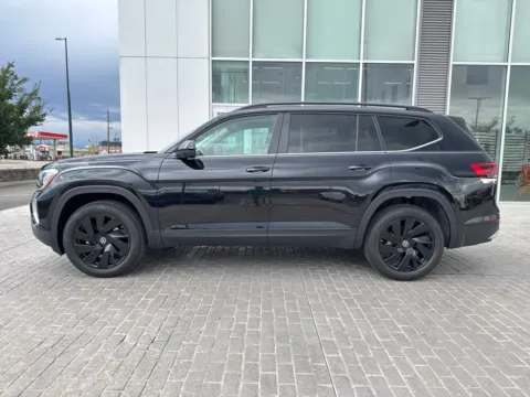 Photos of 2026 Volkswagen Atlas 2.0T SE w/Technology for sale in Denver, CO at Emich Volkswagen