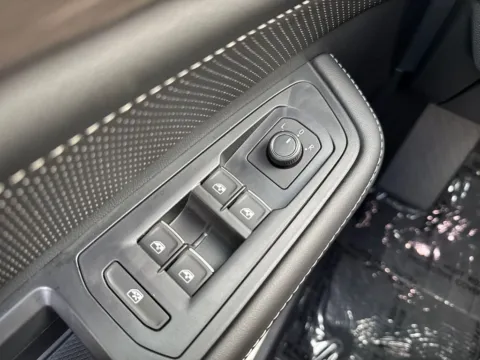 More photos of 2026 Volkswagen Atlas 2.0T SEL at Emich Volkswagen, CO