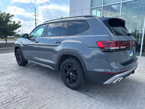 Another view of 2026 Volkswagen Atlas 2.0T Peak Edition for sale in Denver, CO at Emich Volkswagen
