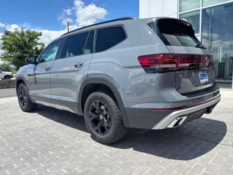Another view of 2026 Volkswagen Atlas 2.0T Peak Edition for sale in Denver, CO at Emich Volkswagen