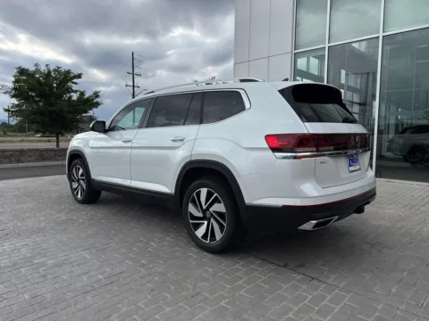 More photos of 2026 Volkswagen Atlas 2.0T SEL at Emich Volkswagen, CO
