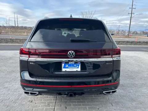 More photos of 2026 Volkswagen Atlas 2.0T SEL Premium R-Line at Emich Volkswagen, CO