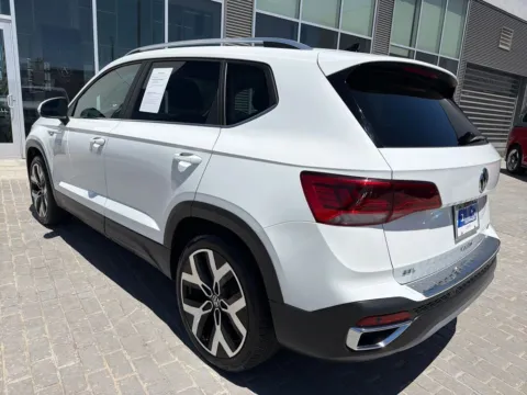 More photos of 2023 Volkswagen Taos 1.5T SEL at Emich Volkswagen, CO