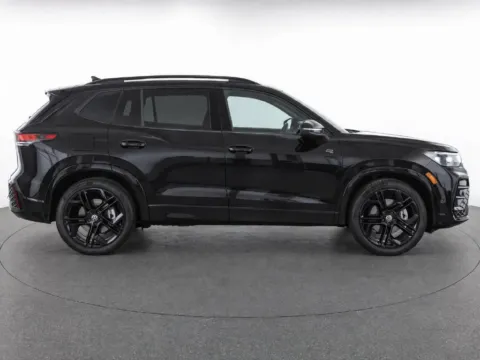 More photos of 2026 Volkswagen Tiguan SE R-Line Black at Emich Volkswagen, CO