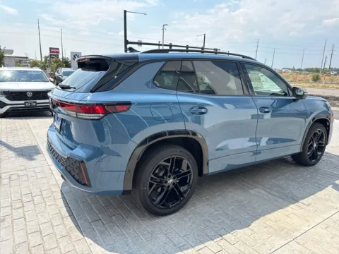 More photos of 2026 Volkswagen Tiguan 2.0T SE R-Line Black at Emich Volkswagen, CO