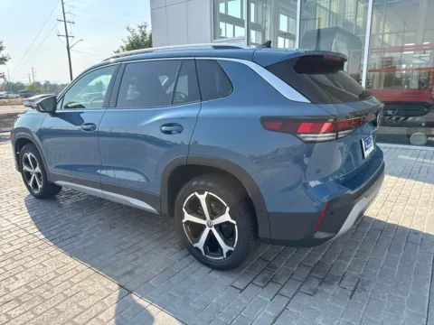 Another view of 2026 Volkswagen Tiguan 2.0T SE for sale in Denver, CO at Emich Volkswagen