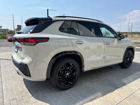 More photos of 2026 Volkswagen Tiguan 2.0T SE R-Line Black at Emich Volkswagen, CO