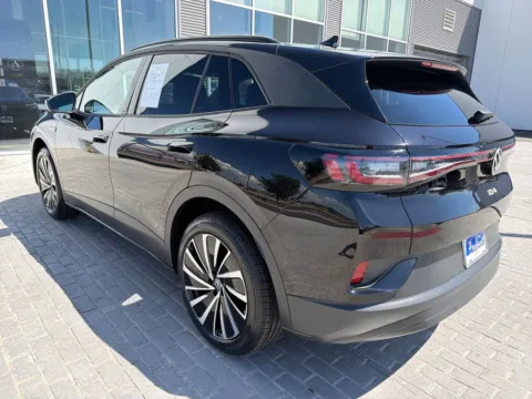 More photos of 2024 Volkswagen ID.4 Pro at Emich Volkswagen, CO