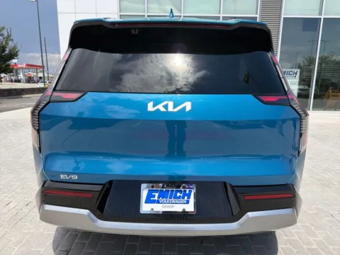More photos of 2024 Kia EV9 Land at Emich Volkswagen, CO