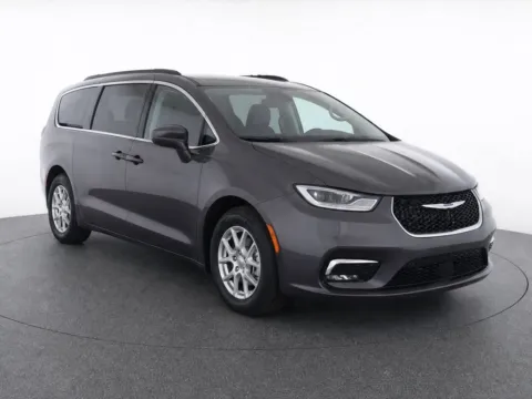 Photos of 2022 Chrysler Pacifica Touring L for sale in Denver, CO at Emich Volkswagen