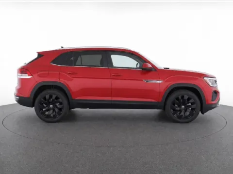 More photos of 2024 Volkswagen Atlas Cross Sport 2.0T SE w/Technology at Emich Volkswagen, CO