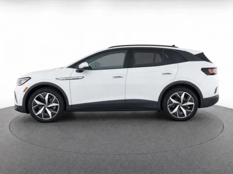More photos of 2023 Volkswagen ID.4 Pro S at Emich Volkswagen, CO