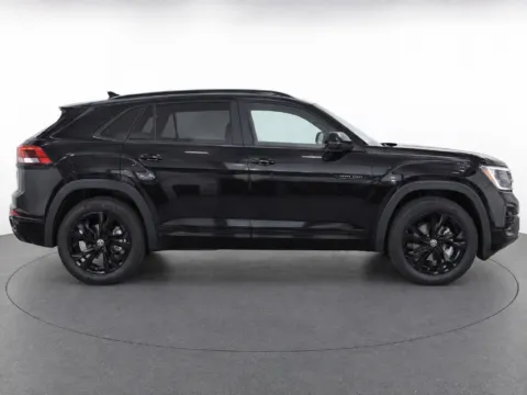 More photos of 2026 Volkswagen Atlas Cross Sport SEL R-Line Black at Emich Volkswagen, CO