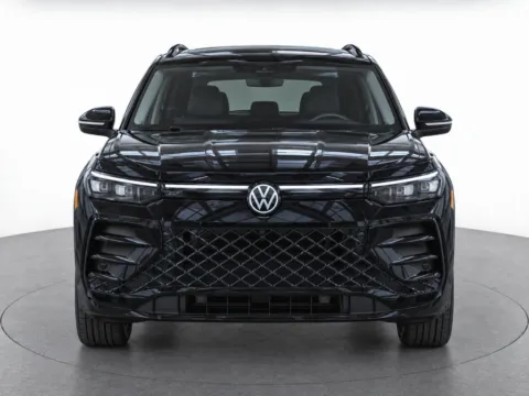 More photos of 2026 Volkswagen Tiguan SE R-Line Black at Emich Volkswagen, CO