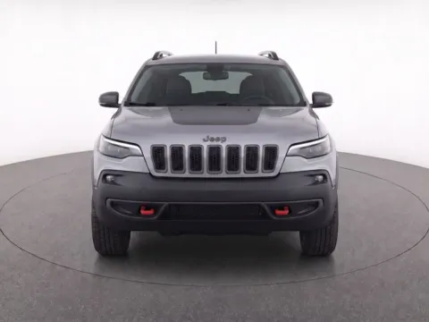 More photos of 2020 Jeep Cherokee Trailhawk at Emich Volkswagen, CO