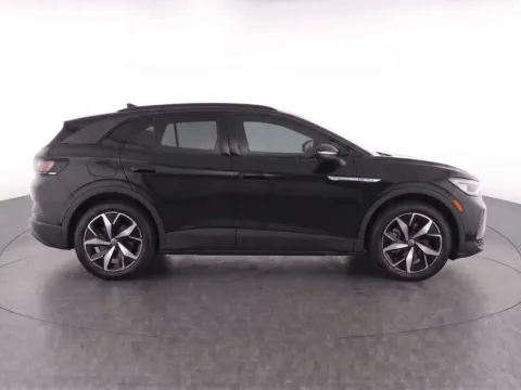 More photos of 2023 Volkswagen ID.4 Pro S at Emich Volkswagen, CO