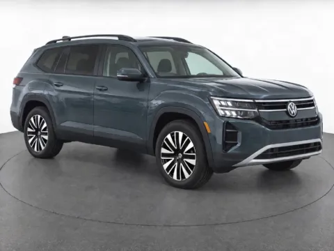 Photos of 2027 Volkswagen Atlas SE w/Technology for sale in Denver, CO at Emich Volkswagen