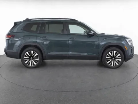 More photos of 2027 Volkswagen Atlas SE w/Technology at Emich Volkswagen, CO