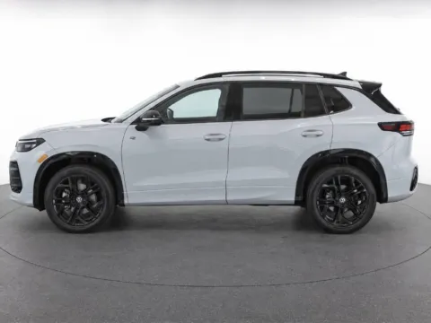 Another view of 2026 Volkswagen Tiguan SE R-Line Black for sale in Denver, CO at Emich Volkswagen