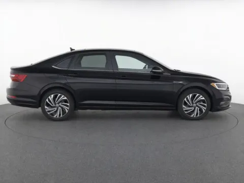 More photos of 2021 Volkswagen Jetta SEL Premium at Emich Volkswagen, CO