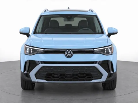 More photos of 2027 Volkswagen Taos 1.5T SE at Emich Volkswagen, CO
