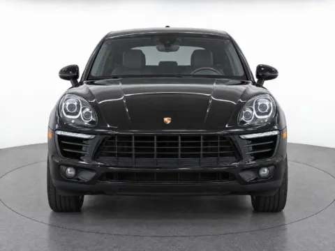 More photos of 2018 Porsche Macan at Emich Volkswagen, CO