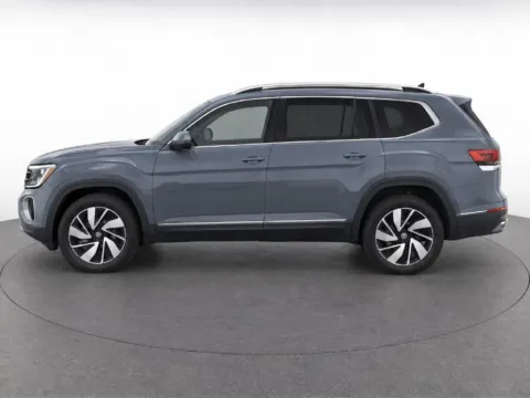 More photos of 2025 Volkswagen Atlas 2.0T SEL at Emich Volkswagen, CO