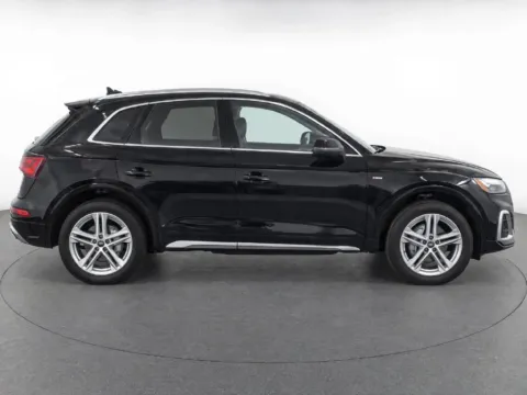 More photos of 2025 Audi Q5 e 55 Premium Plus at Emich Volkswagen, CO