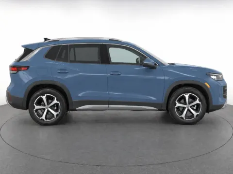 More photos of 2027 Volkswagen Tiguan SE at Emich Volkswagen, CO