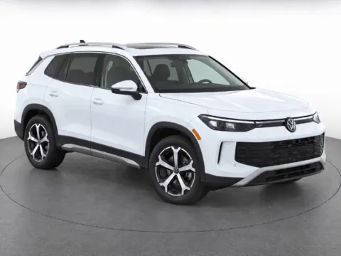 Photos of 2027 Volkswagen Tiguan SE for sale in Denver, CO at Emich Volkswagen