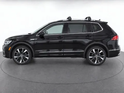More photos of 2023 Volkswagen Tiguan 2.0T SEL R-Line at Emich Volkswagen, CO