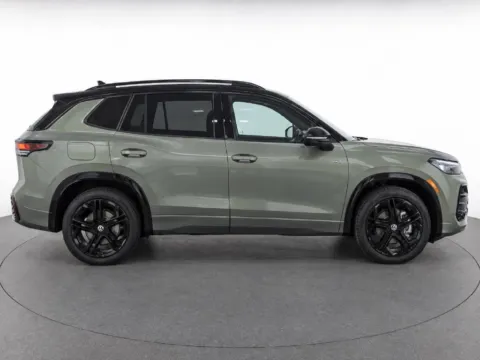 More photos of 2026 Volkswagen Tiguan SE R-Line Black at Emich Volkswagen, CO