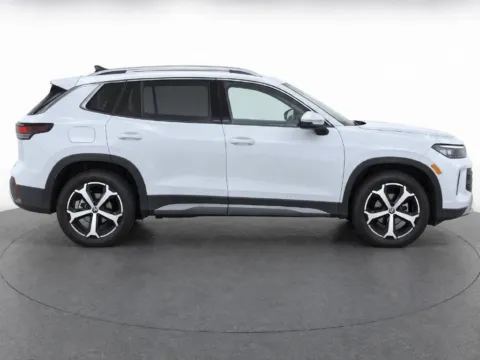 More photos of 2027 Volkswagen Tiguan SE at Emich Volkswagen, CO