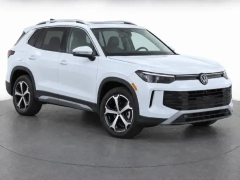 Photos of 2027 Volkswagen Tiguan SE for sale in Denver, CO at Emich Volkswagen