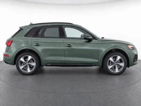More photos of 2024 Audi Q5 40 Premium Plus at Emich Volkswagen, CO