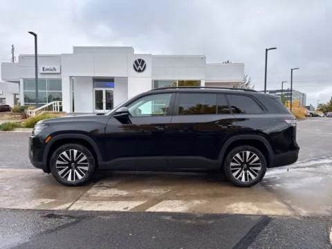 Photos of 2027 Volkswagen Atlas SE w/Technology for sale in Boulder, CO at Emich Volkswagen of Boulder