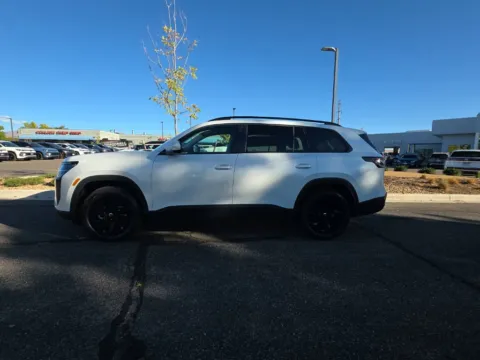 Photos of 2027 Volkswagen Atlas SE w/Technology for sale in Boulder, CO at Emich Volkswagen of Boulder
