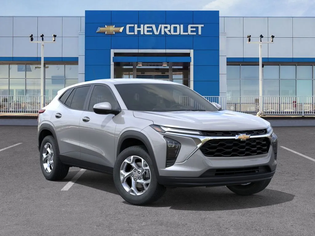 2026 Chevrolet Trax LS - Photo 7