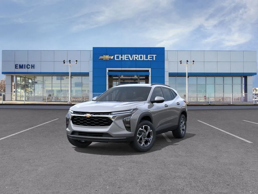 2026 Chevrolet Trax LT - Photo 8