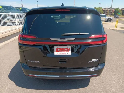 More photos of 2026 Chrysler Pacifica Limited at Emich Chevrolet, CO